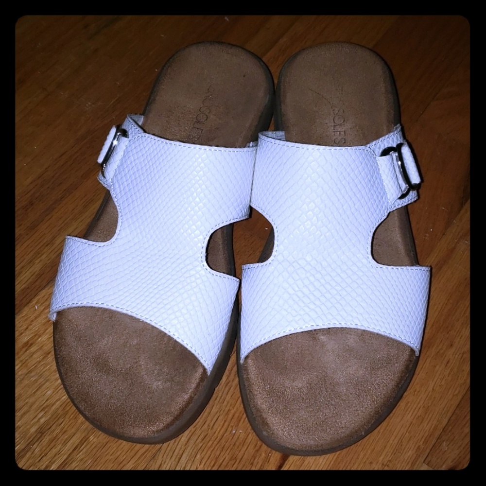 Aerosoles Walking Sandals